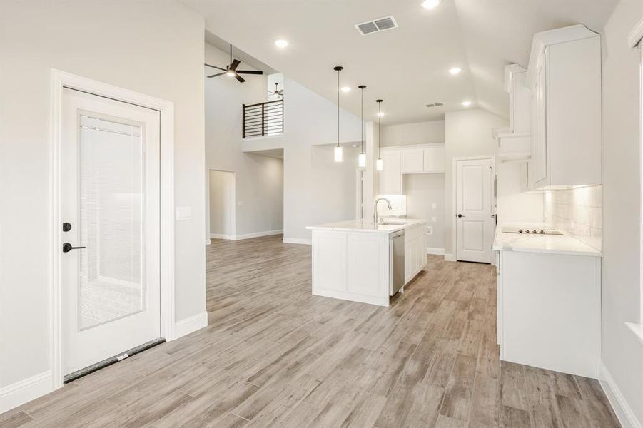 Spacious, unfurnished interior of a new home in The Grove, Midlothian (Image 16).