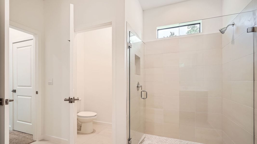 Representative unfurnished interior of a home built from the Delray by D.R. Horton in Twin Oaks, Stuart (Image 16).