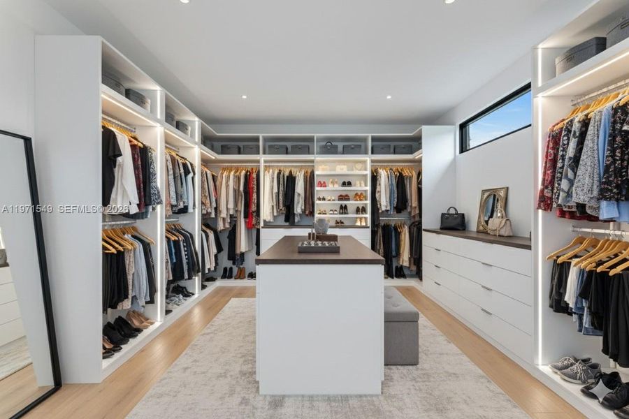 Furnished interior view inside a new home in , Pinecrest (Image 31). Furnished interior view inside a new home in , Pinecrest (Image 31).