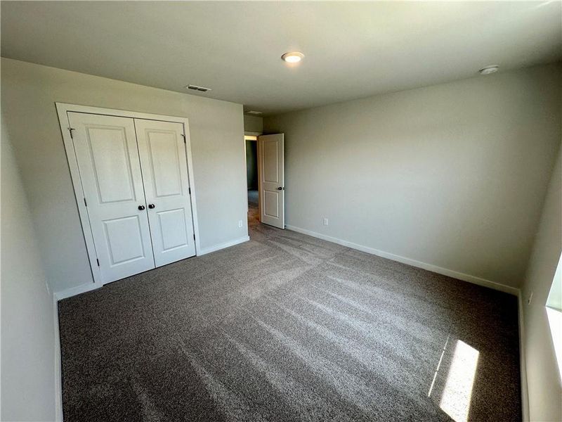 Spacious, unfurnished interior of a new home in Reserve at Gum Springs, Jefferson (Image 17).