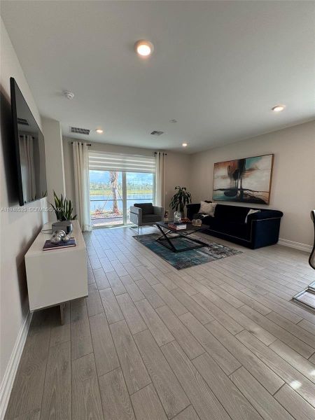 Furnished interior view inside a new home in , Punta Gorda (Image 7).