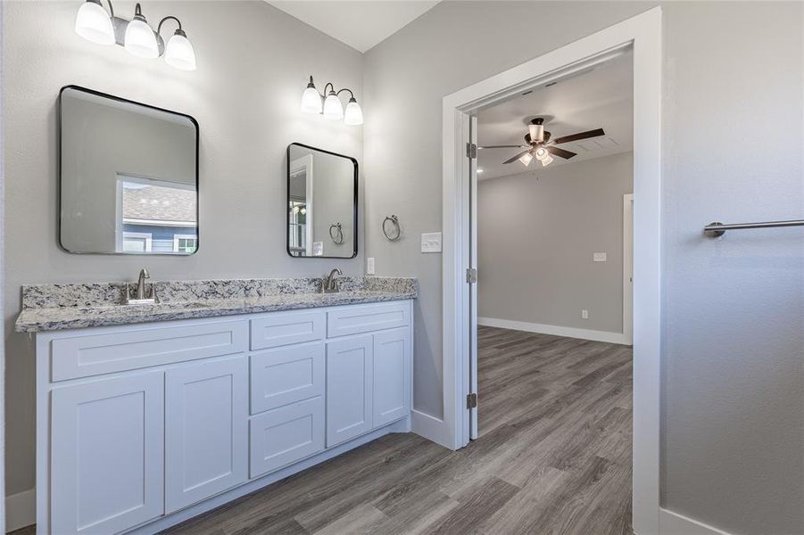 Furnished interior view inside a new home in , Sherman (Image 10).