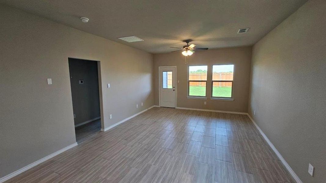 Spacious, unfurnished interior of a new home in Monarch at the Meadows, Ponder (Image 10). Spacious, unfurnished interior of a new home in Monarch at the Meadows, Ponder (Image 10).