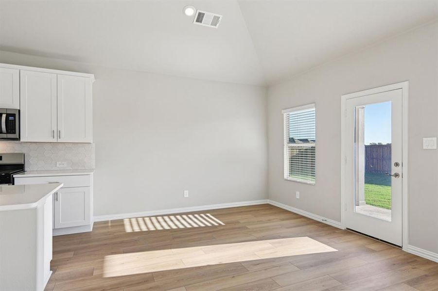 Image 40 of a home in Lakehaven - Signature Series. Image 40 of a home in Lakehaven - Signature Series.