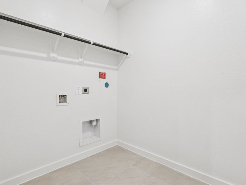 Spacious, unfurnished interior of a new home in Riviera Pines - Classic Series, Huffman (Image 14).