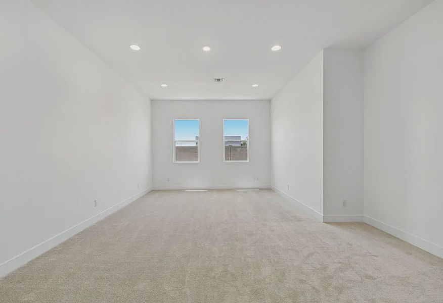 Hobby Room - 6 of 11