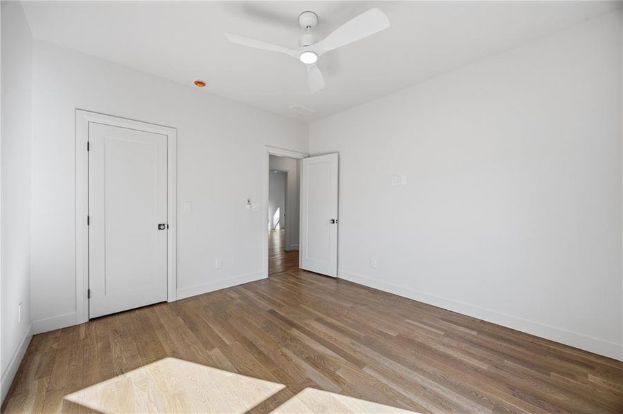 Spacious, unfurnished interior of a new home in , Scottdale (Image 17).