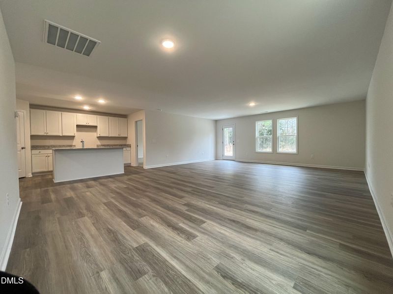 Lot 46 (01_23_26) (Dining) Lot 46 (01_23_26) (Dining)