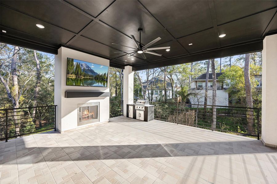 Exterior details and patio area of a home in , Houston (Image 30).