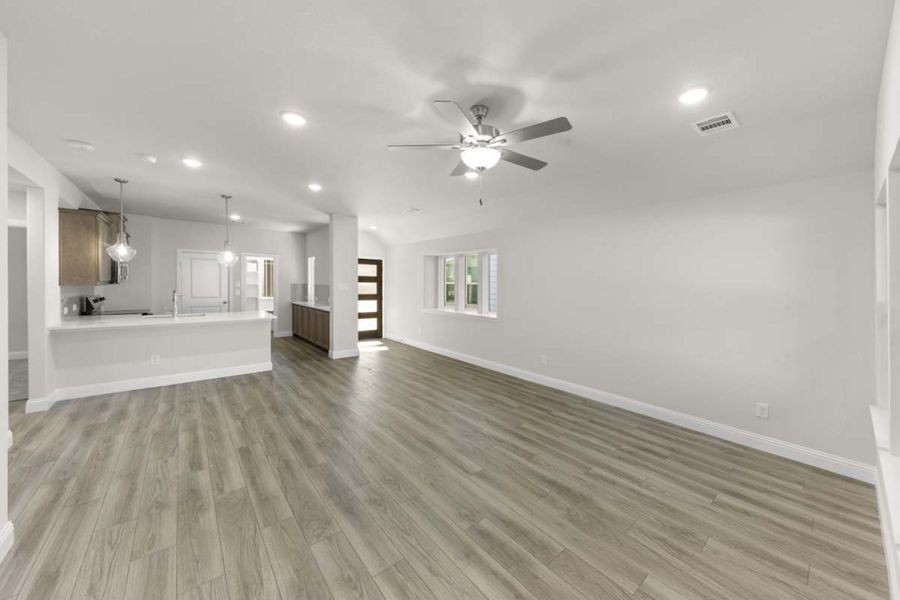 Spacious, unfurnished interior of a new home in Keeneland, Aubrey (Image 11). Spacious, unfurnished interior of a new home in Keeneland, Aubrey (Image 11).