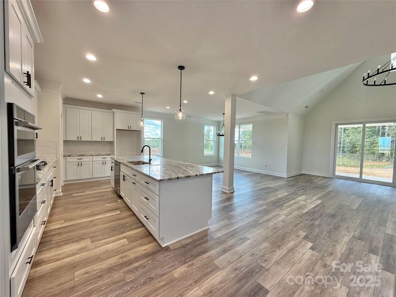 Spacious, unfurnished interior of a new home in , Waxhaw (Image 28). Spacious, unfurnished interior of a new home in , Waxhaw (Image 28).