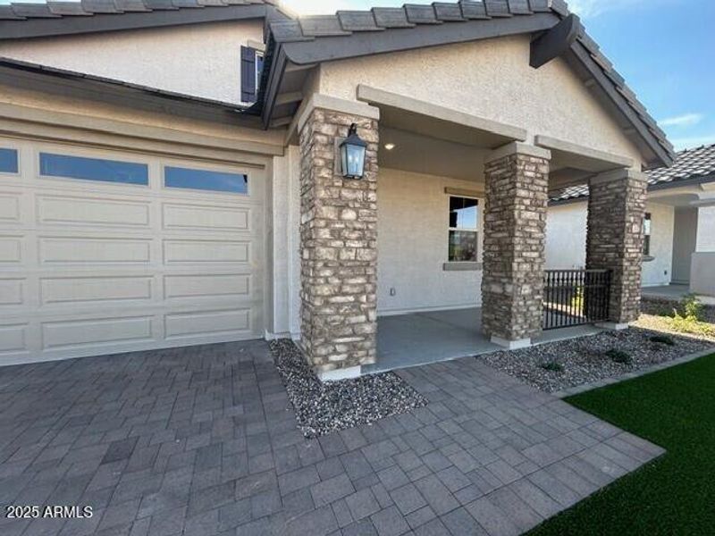 11.11 Exterior 2 11.11 Exterior 2