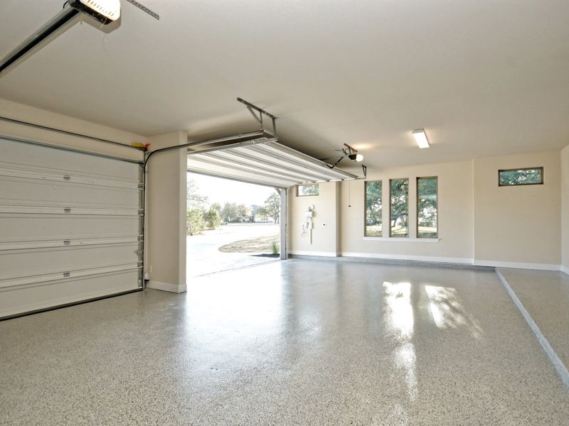 Representative unfurnished interior of a home built from the Santa Barbara II by Giddens Homes in Scofield Farms Estates, Georgetown (Image 124).