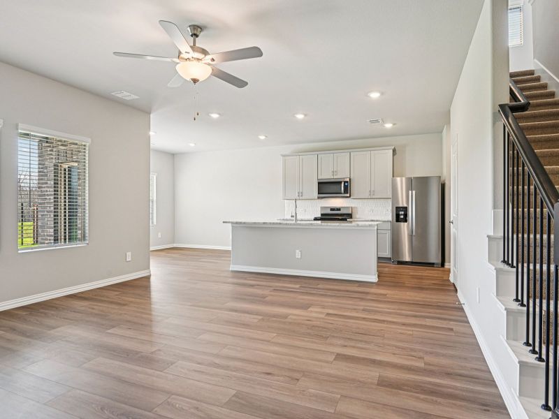 Spacious, unfurnished interior of a new home in Parks at Foster Crossing - Signature Series, Anna (Image 9). Spacious, unfurnished interior of a new home in Parks at Foster Crossing - Signature Series, Anna (Image 9).