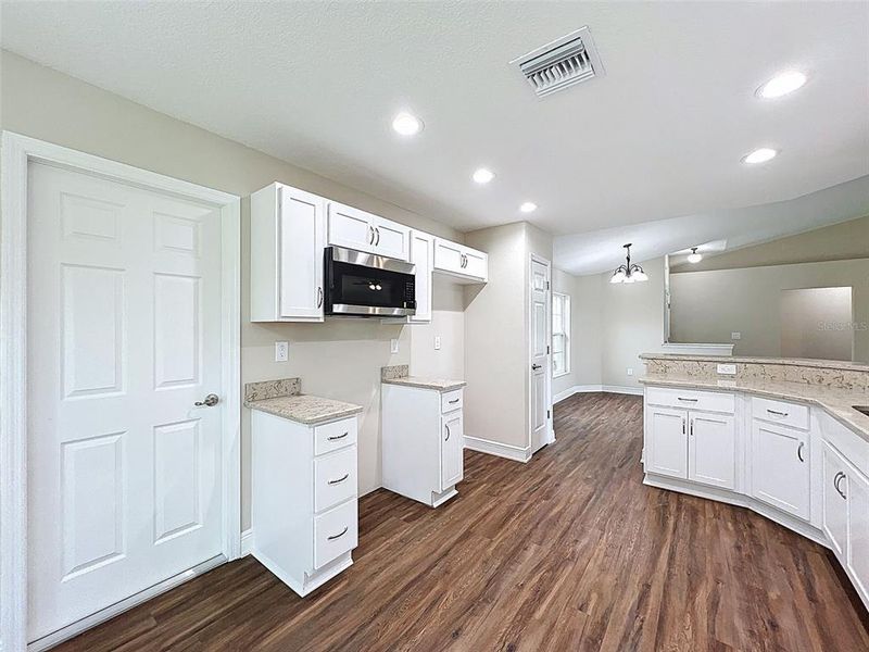 Furnished interior view inside a new home in , Dunnellon (Image 14).