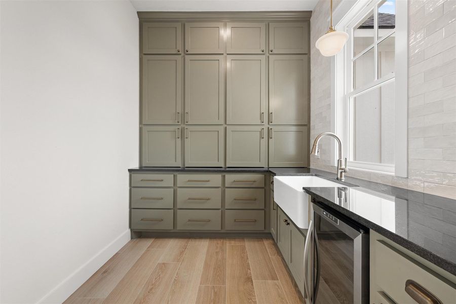 Furnished interior view inside a new home in , Snook (Image 8).