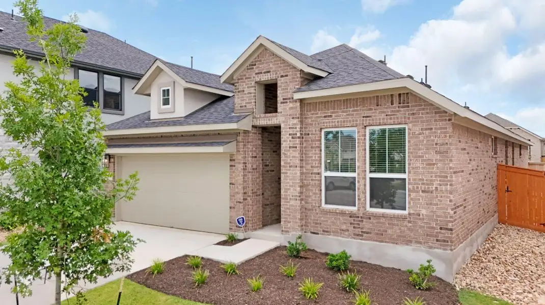 REPRESENTATIVE OF FLOOR PLAN ONLY REPRESENTATIVE OF FLOOR PLAN ONLY