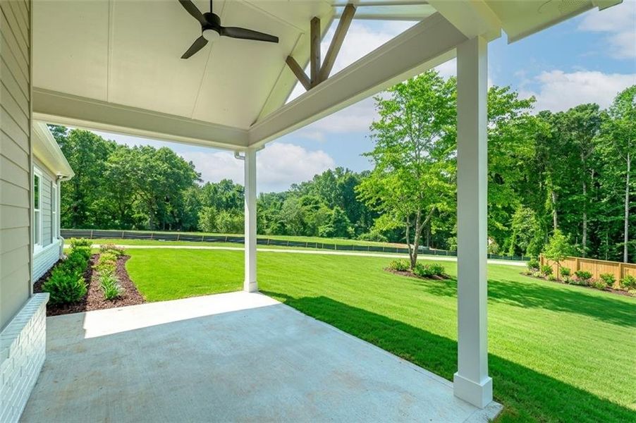 Exterior details and patio area of a home in , Gainesville (Image 4).