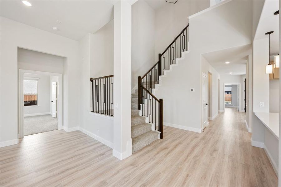 Spacious, unfurnished interior of a new home in Ridge Ranch Classic 60, Mesquite (Image 27).