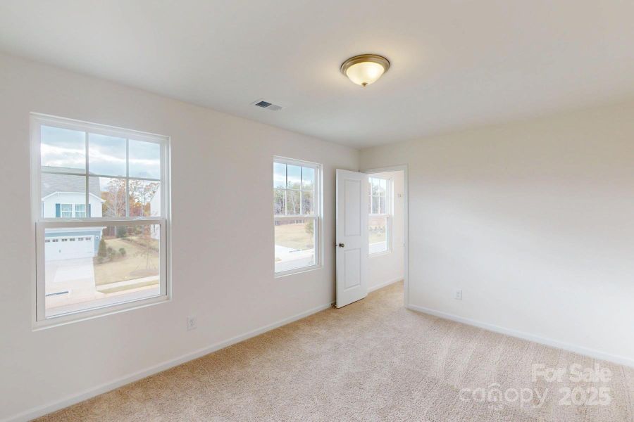 Secondary bedroom