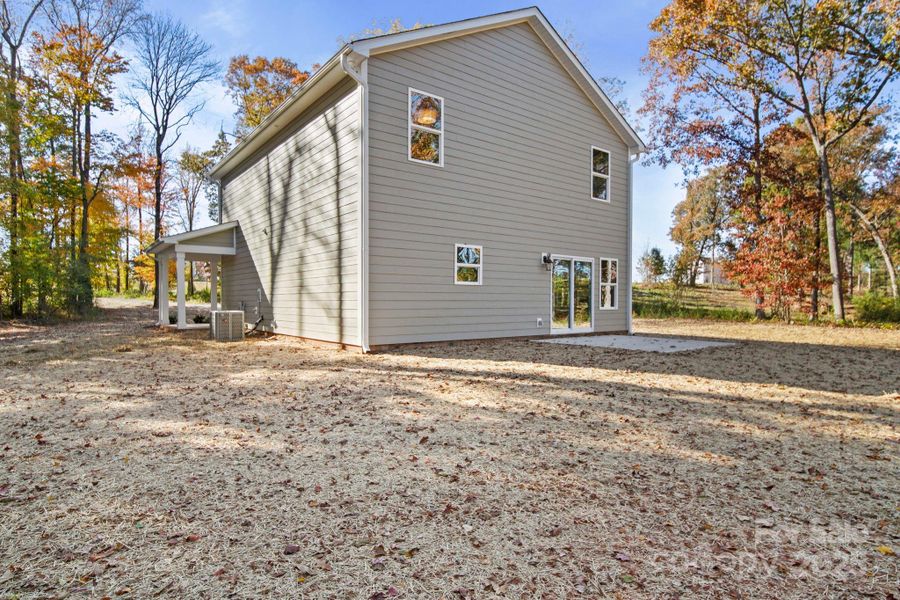 Exterior details and patio area of a home in , Monroe (Image 4).