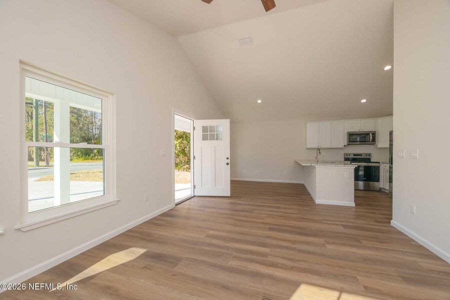 Spacious, unfurnished interior of a new home in , St. Augustine (Image 18).