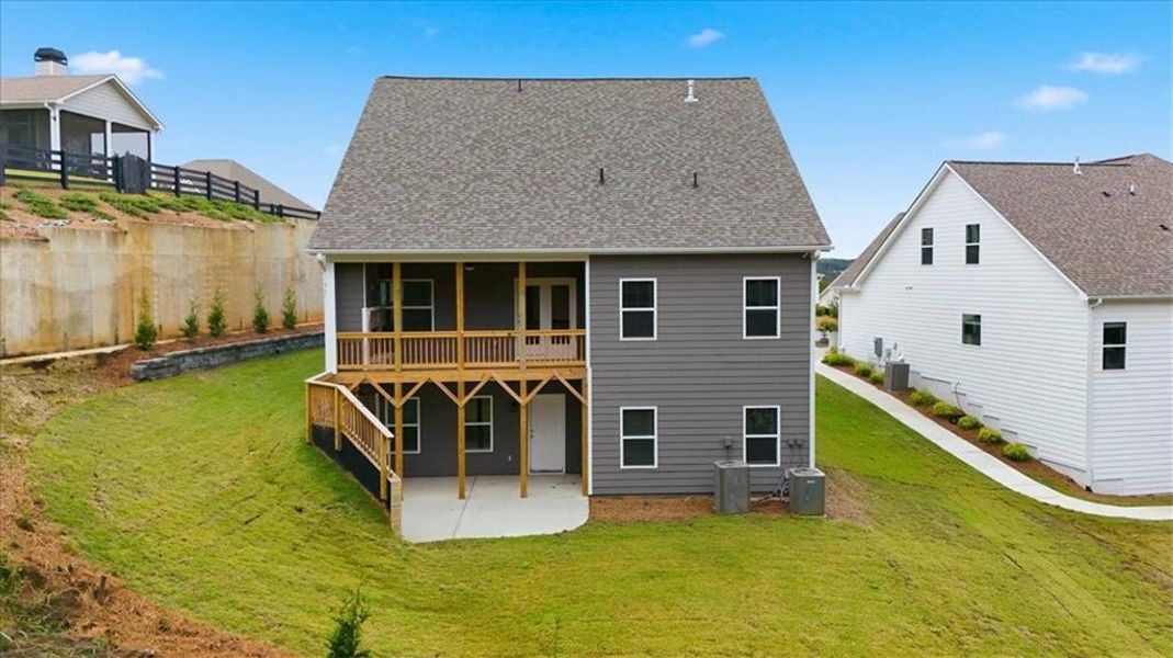 Exterior details and patio area of a home in , Dallas (Image 25).