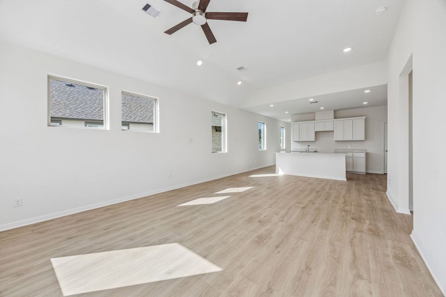 Spacious, unfurnished interior of a new home in Riviera Pines, Huffman (Image 15). Spacious, unfurnished interior of a new home in Riviera Pines, Huffman (Image 15).