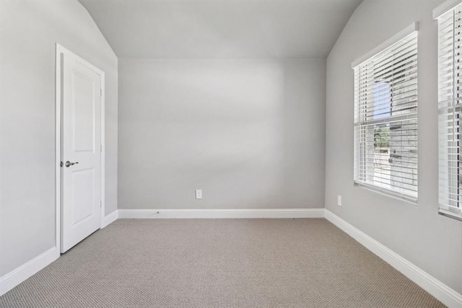 Photo is not of the actual home, but is an inspirational photo of builder’s model home and may depict options, furnishings, and/or decorator features that are not included. Photo is not of the actual home, but is an inspirational photo of builder’s model home and may depict options, furnishings, and/or decorator features that are not included.