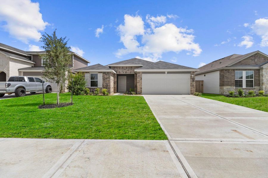 Front exterior of a new home in , Mason, TX, highlighting curb appeal (Image 1). Front exterior of a new home in , Mason, TX, highlighting curb appeal (Image 1).