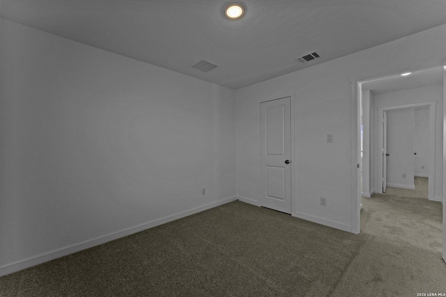Spacious, unfurnished interior of a new home in Waterwheel, San Antonio (Image 27).