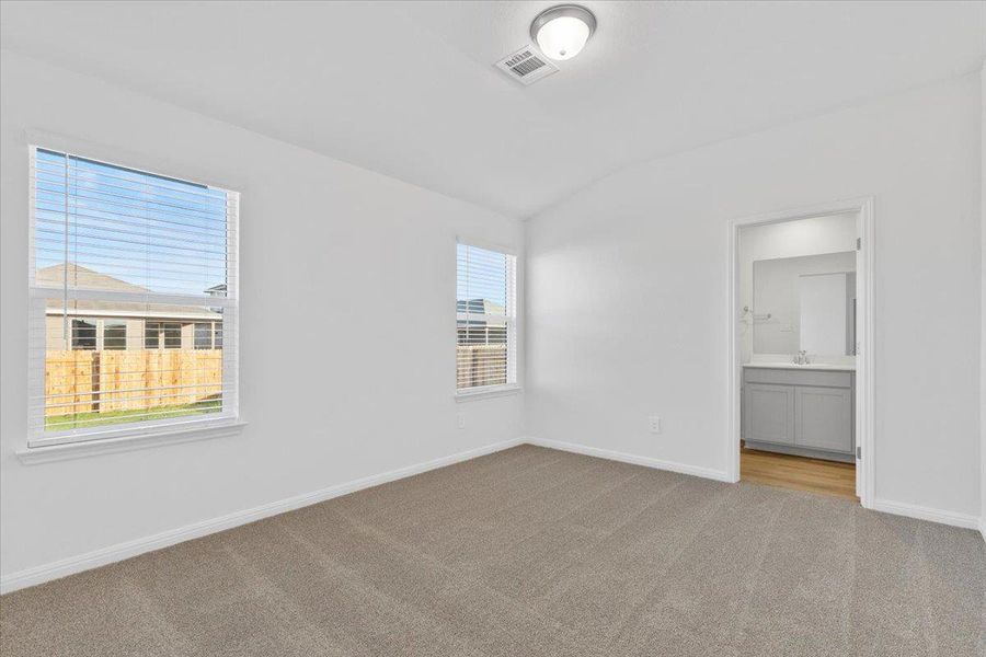 Spacious, unfurnished interior of a new home in Waterstone Crossing, Kyle (Image 18). Spacious, unfurnished interior of a new home in Waterstone Crossing, Kyle (Image 18).