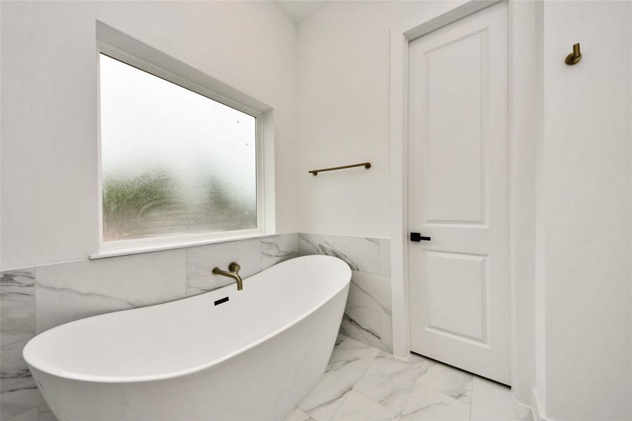 Furnished interior view inside a new home in , Houston (Image 3). Furnished interior view inside a new home in , Houston (Image 3).