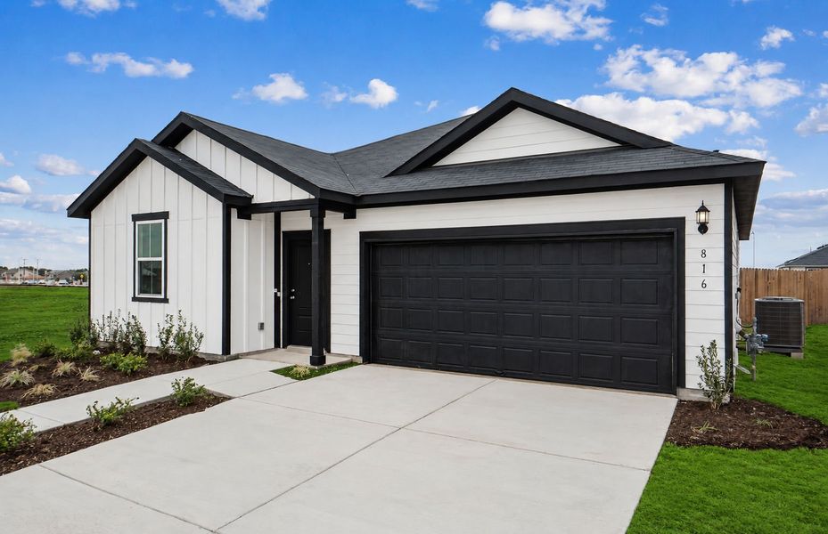 Front exterior of a new home in Alto, San Marcos, TX, highlighting curb appeal (Image 20).