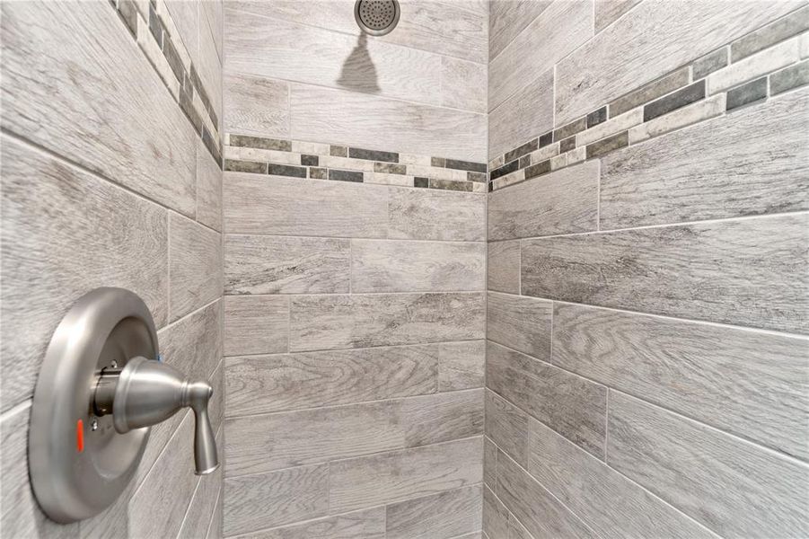 Close-up of interior finishes inside a home in , Port Charlotte (Image 9).