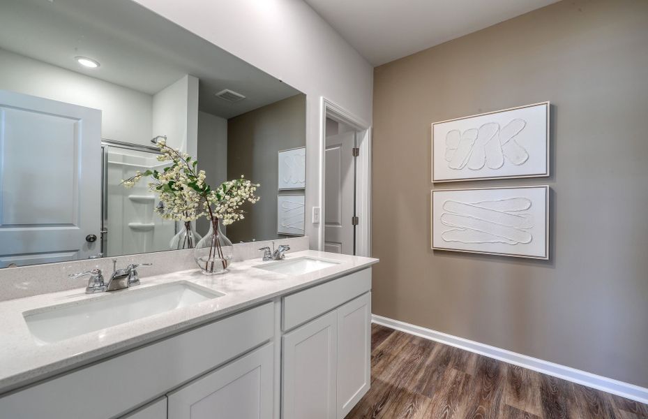 Furnished interior view inside a new home in Arcadia, Myrtle Beach (Image 15).