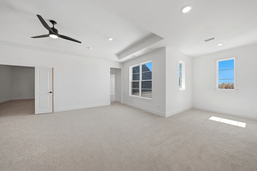 Spacious, unfurnished interior of a new home in Park Place - 80' Lots, Prosper (Image 29).
