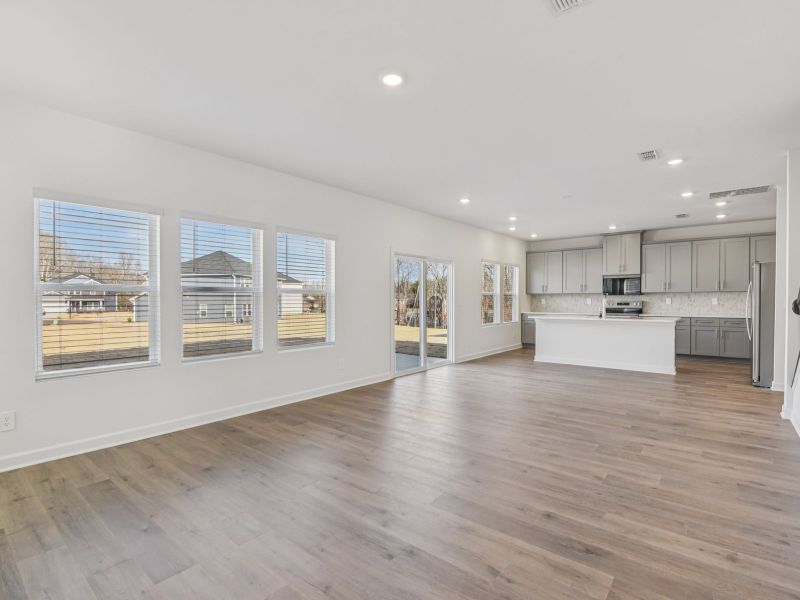 Spacious, unfurnished interior of a new home in Nelson's Creek, Mocksville (Image 9). Spacious, unfurnished interior of a new home in Nelson's Creek, Mocksville (Image 9).