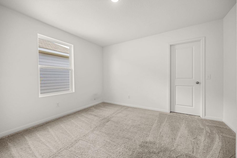 Spacious, unfurnished interior of a new home in Cottonwood Farms, Hutto (Image 28).