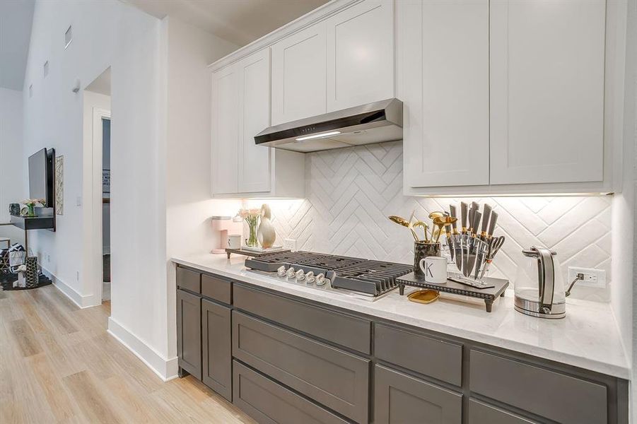 Furnished interior view inside a new home in Karis, Crowley (Image 12).