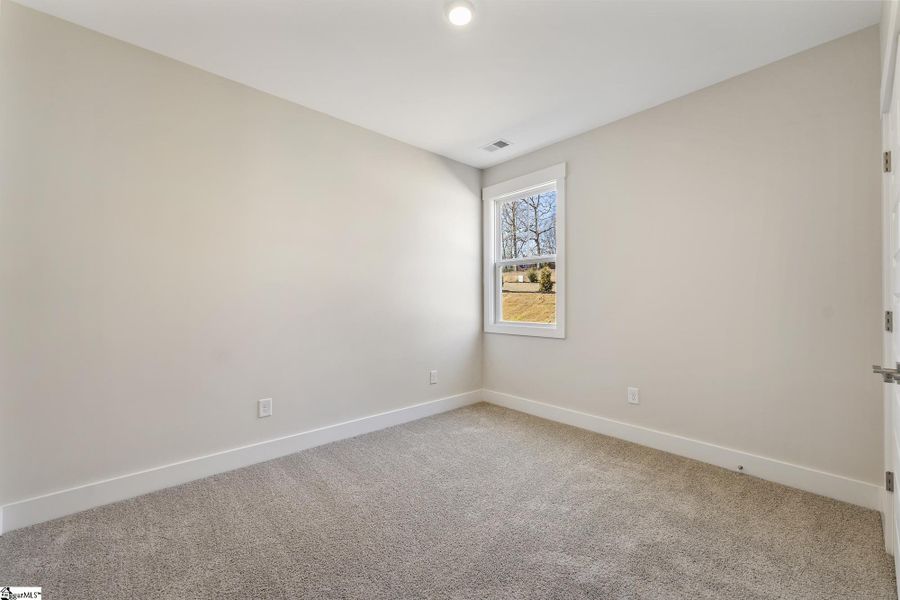 Spacious, unfurnished interior of a new home in Saratoga Oaks, Williamston (Image 32).