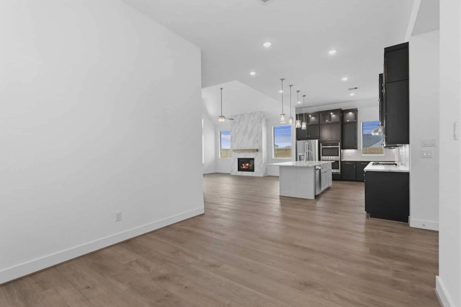 Representative unfurnished interior of a home built from the Cayman by Chesmar Homes in Blue Heron, Mont Belvieu (Image 24). Representative unfurnished interior of a home built from the Cayman by Chesmar Homes in Blue Heron, Mont Belvieu (Image 24).