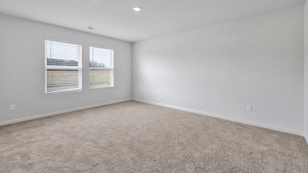 Spacious, unfurnished interior of a new home in Huntington Estates, Millington (Image 24).