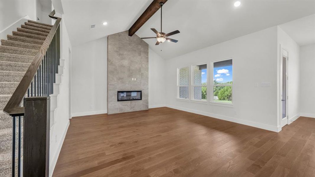 Spacious, unfurnished interior of a new home in Woodland Lakes, Weatherford (Image 20). Spacious, unfurnished interior of a new home in Woodland Lakes, Weatherford (Image 20).