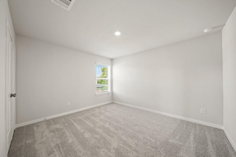 Spacious, unfurnished interior of a new home in Russell Ranch, Bay City (Image 17). Spacious, unfurnished interior of a new home in Russell Ranch, Bay City (Image 17).