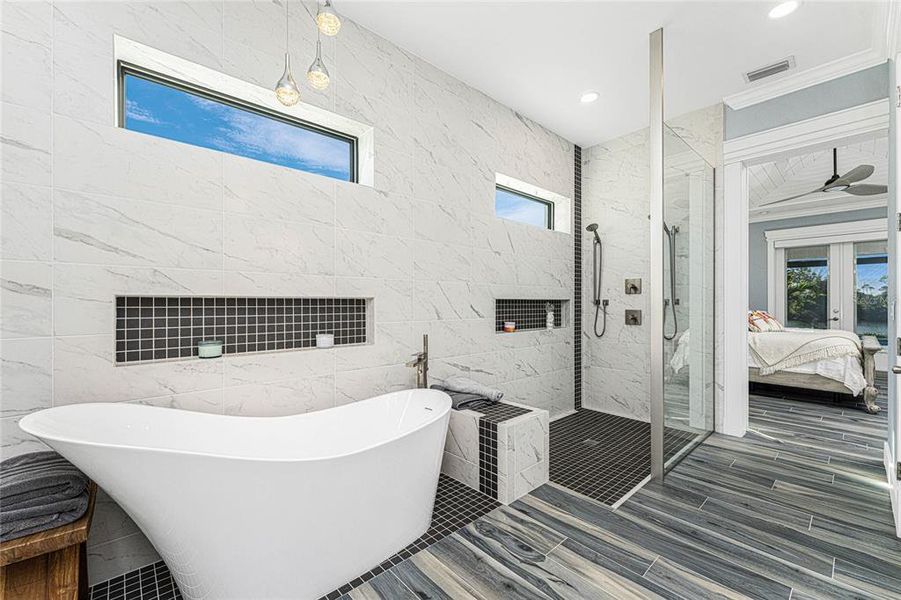 Furnished interior view inside a new home in , Port Charlotte (Image 12).