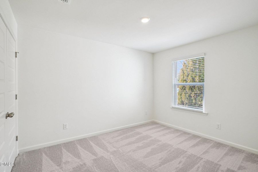 24-web-or-mls-Parker Ln-S1202-024