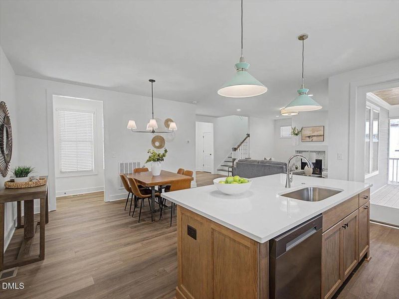 28-Kitchen 28-Kitchen