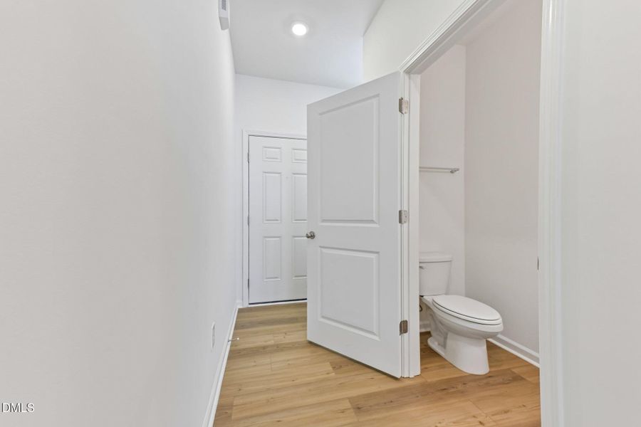 18-web-or-mls-Chrys St-S0205-018