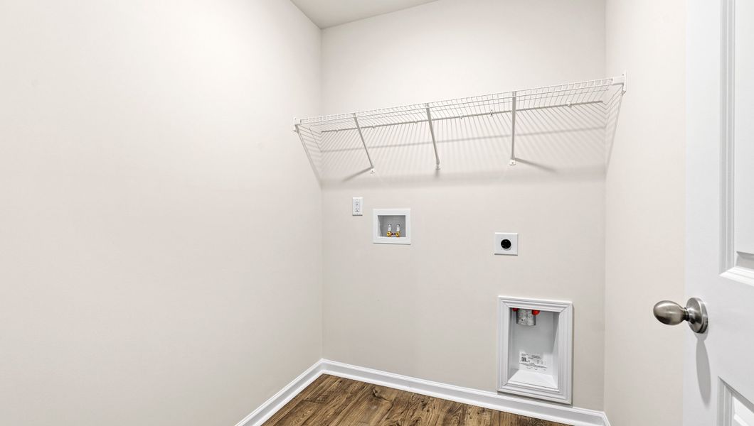 Spacious, unfurnished interior of a new home in Varner Station, Woodruff (Image 18).